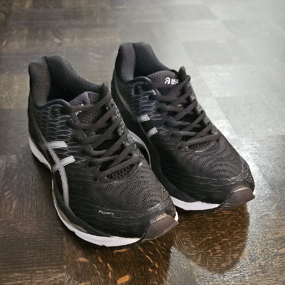 Asics gel nimbus 18 black